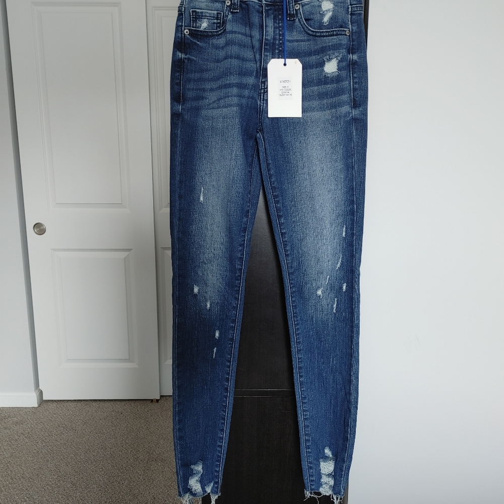 NWT Eunina Jeans